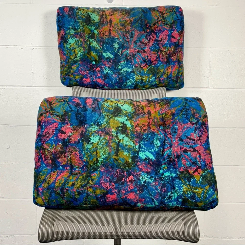 Vintage 60s MCM Mid Century Modern Tufted Pillows Couch Loveseat Abstract Print